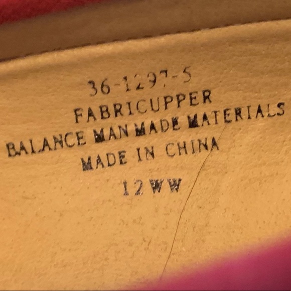 COMFORTVIEW Red Suede-like Loafer - Picture 3 of 3